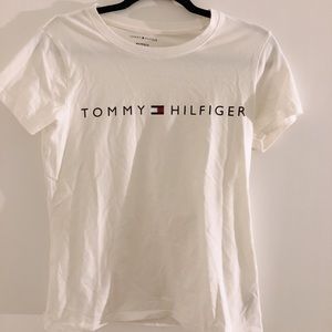 Tommy Hilfiger top